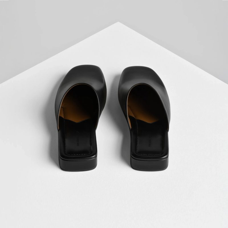 ROBE SLIDE | black leather - 图片 5