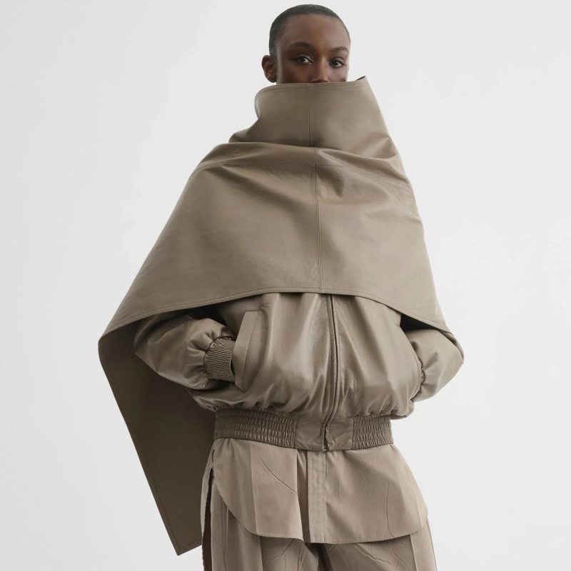 JACKET WITH ATTACHABLE SCARF | mastic leather - 图片 2