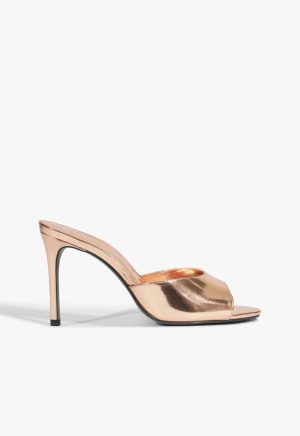 Cloe Sandal